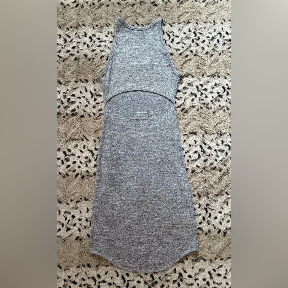 Aritzia Wilfred Free Light Heather Gray Exposed Back Yasmin Midi Dress - Picture 2 of 11